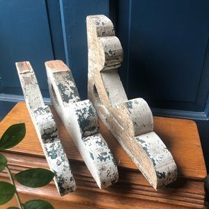 Antique Decorative Pieces